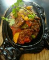 boeuf au saté sur plaque chauffante